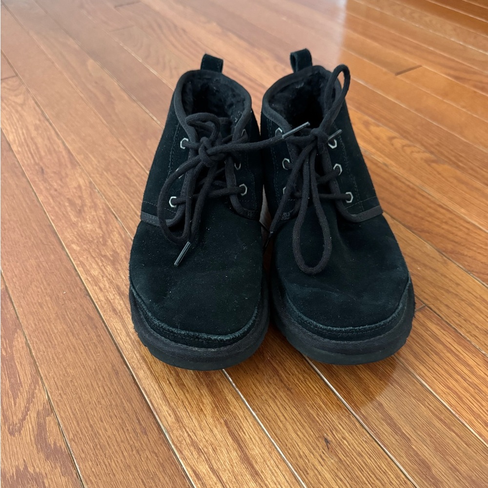 Ugg Tie Booties (Women 8.5)